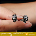 Hot sale Fashion Skull Znic Alloy Jet Rhinestone Earring Studs